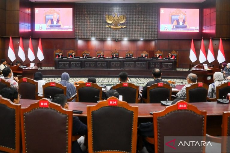 mk-kabulkan-sebagian-uji-materi-uu-penanggulangan-bencana-2852335