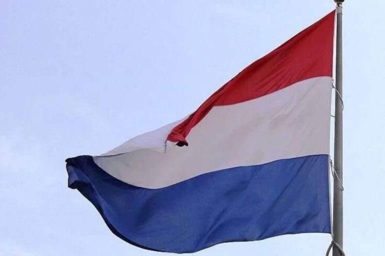 Ilustrasi-Belanda-bendera