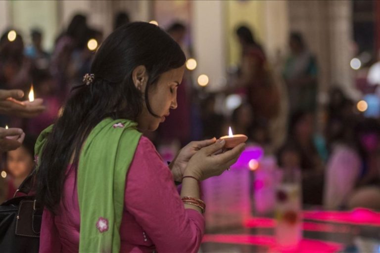 Kuil-pemujaan-Hindu-India