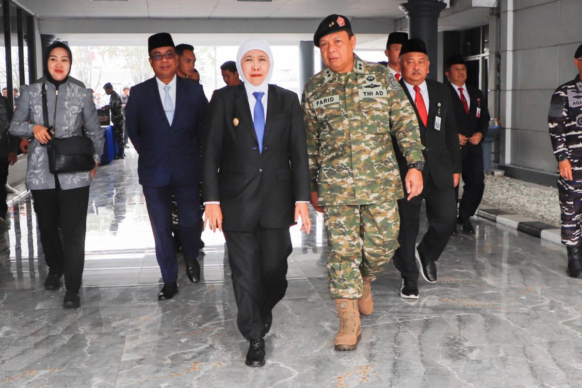 Khofifah apresiasi TNI AL jaga kedaulatan dan konektivitas Nusantara