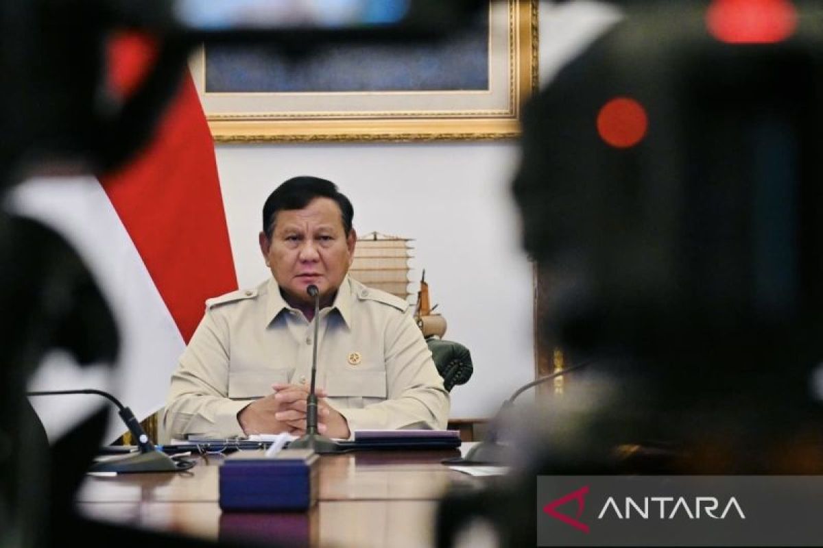 Politik kemarin, Prabowo soal kapal induk hingga dana mitigasi bencana