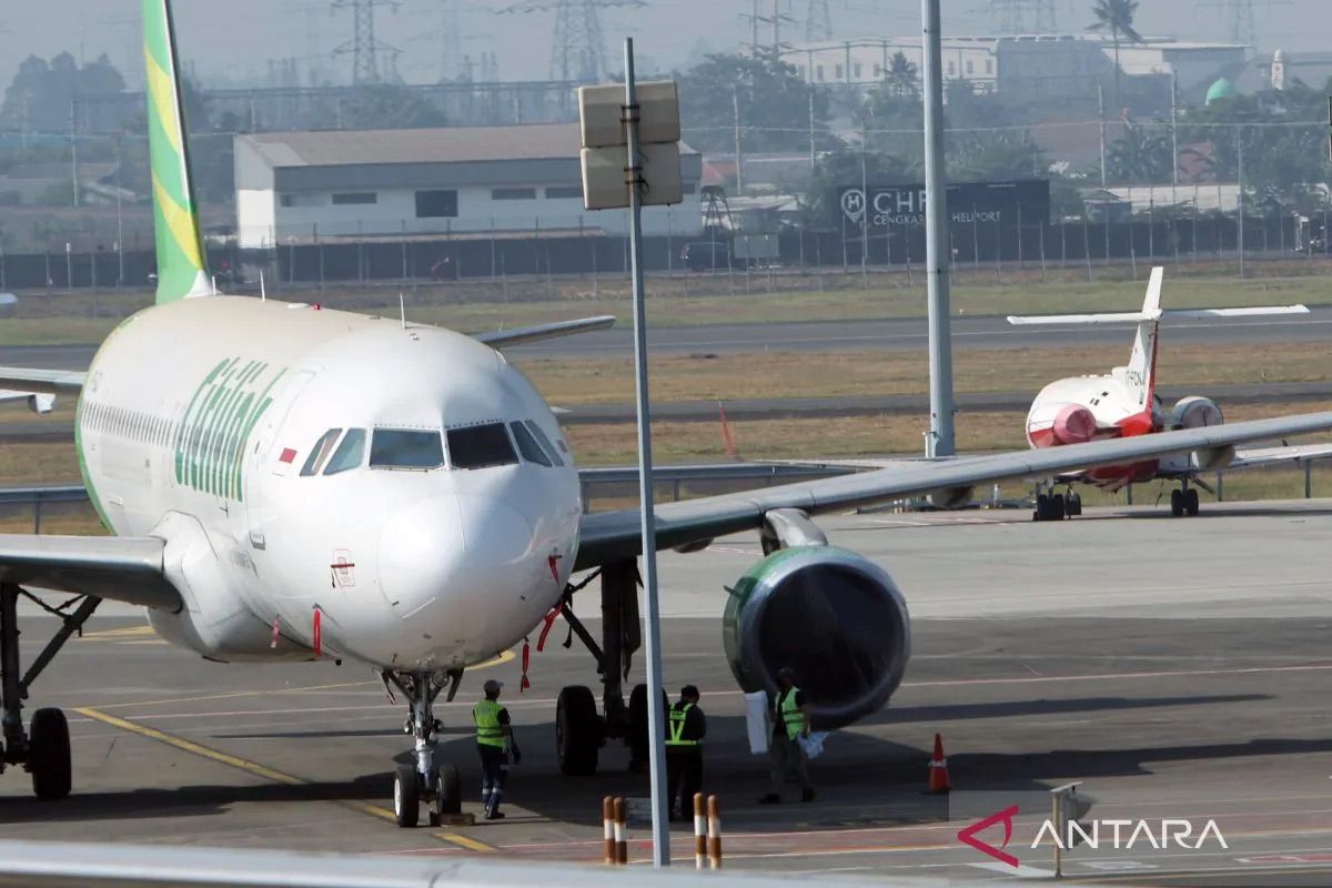 Menhub sebut Presiden pantau dampak erupsi GAK terhadap transportasi
