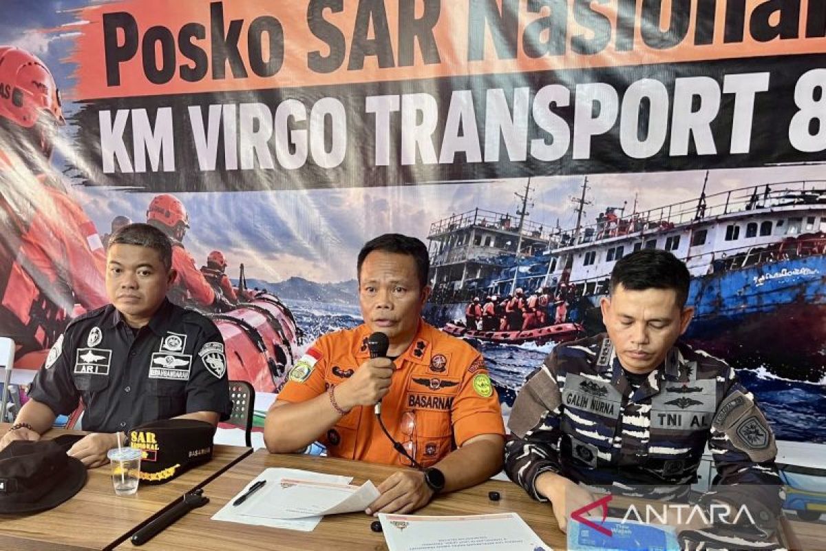 Basarnas evakuasi 103 penumpang Kapal Virgo Transport 8 di Laut Jawa